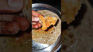 Kachri ki chatni or roti sparklewithshorts trending youtubeshorts shorts villagefood viral [upl. by Asira307]