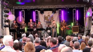 THE SOUL TRAIN  WALKING UP A ONE WAY STREET  DARWEN LIVE 2014 [upl. by Nwahsirhc]