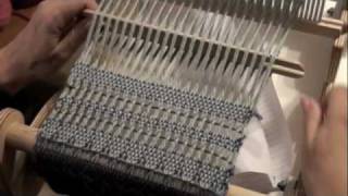 How to do a Leno Lace Pattern on a Rigid Heddle Loom with PattyAnne [upl. by Elsbeth]