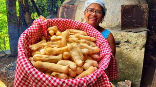 ELA APRENDEU FAZER BISCOITO DE POLVILHO COM A VÓ [upl. by Sehcaep]