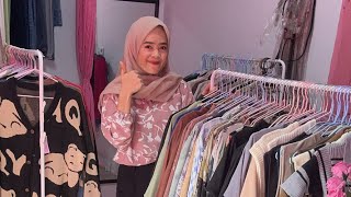 KITA LIVE DI BUTIK SAMBIL BERAKTIVITAS DAN NGOBROL SANTAI BERSAMA JULI DAN TEMANTEMAN [upl. by Ewald95]