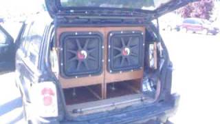 spl 2 18 kicker soloxs flexing roof [upl. by Nolad]