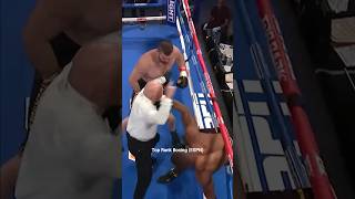 Arslanbek Makhmudov brutalise Raphael Akpejiori [upl. by Aniloj]