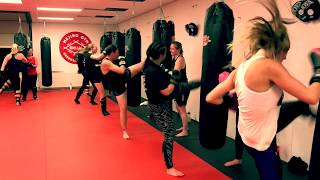 Ladies only kickboksen in heerhugowaard voor dames 🥊 [upl. by Chapman]