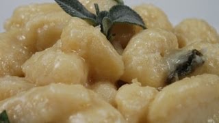 Gnocchi di patate burro e salvia [upl. by Greeley]