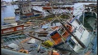 Iquique El día después del terremoto [upl. by Ahtinak]