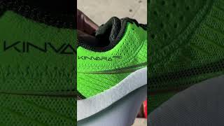 Unboxing de la Saucony Kinvara Pro [upl. by Holey]