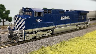 Product Review Athearn Genesis Dash 944CW BC Rail [upl. by Wilmette]