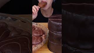 ASMR MALTESERS KITKAT CHOCOLATE MAGNUM ICE CREAM NUTELLA DESSERT MUKBANG먹방咀嚼音 EATING SOUNDS shorts [upl. by Tehr191]