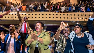 Celebrations erupt in Zimbabwean parliament as Mugabe resigns [upl. by Ara428]