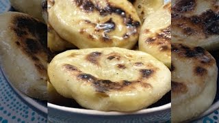 Mini naans fromage 🇮🇳  Recette [upl. by Anelleh]