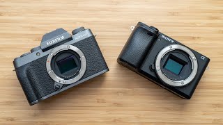 Fujifilm XT200 vs Sony A6400  A6100  Entry  Midrange Comparison [upl. by Gebhardt]