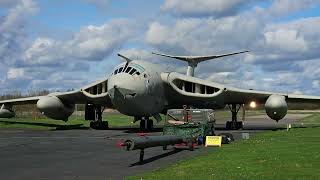 Handley Page Victor run up at The Yorkshire Air Museum [upl. by Ellienad877]