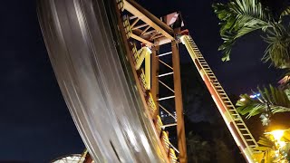 360° Looping Pirate Ship at Sunway Lagoon Night Park [upl. by Aroon]