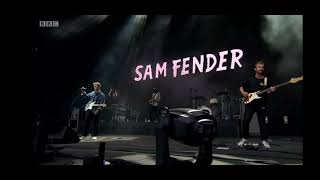 Sam fender Get you down  Reading Festival 2021 [upl. by Olnee]