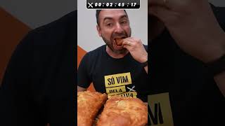 Ninguém NUNCA comeu essa PIZZA FRITA de 1KG 👹 shorts [upl. by Verdi]