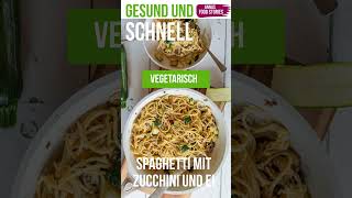 Schnelle und günstige Nudel Pfanne mit Spaghetti Zucchini und Ei  Lecker vegetarisches Rezept [upl. by Heydon238]