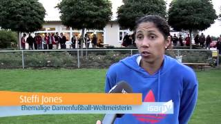 WMChamp trainiert Nachwuchs Steffi Jones beim SSV Weng [upl. by Eninahpets]