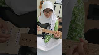 Remaja Hivi Gitar [upl. by Acinnad371]