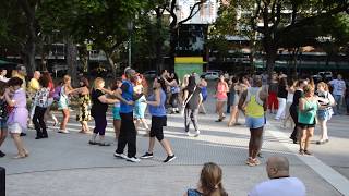 Clase de Bachata Dominicana con Kiko Cespedes al aire libre [upl. by Ophelia]