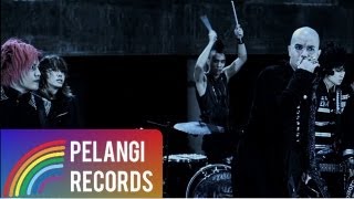 TRIAD  Sedang Mikirin Kamu Official Music Video [upl. by Acirne887]