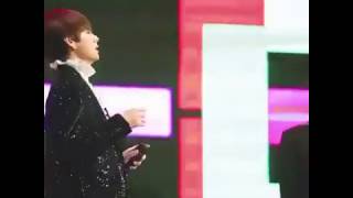 161222 BTS Taehyung Blows A Kiss To His Grandma During Performance [upl. by Airemahs]