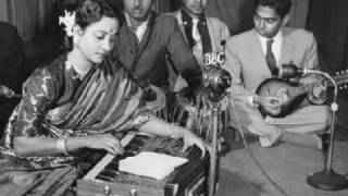 Geeta Dutt Manna Dey  Hindi song in a Bengali film [upl. by Illona288]