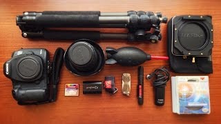 Whats in My Camera Bag  Jan 2014 [upl. by Zetnauq]