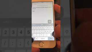¿Cómo escribir comillas angulares en un iPhone [upl. by Aunson956]