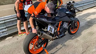 2025 NEW KTM 990 DUKE R REVEALED [upl. by Iahcedrom]