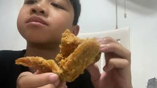 CIO eating fried chicken krispy [upl. by Viole]