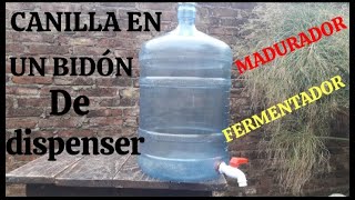 Como hacer un maduradorfermentador con un bidón de agua con canillafermentadormaduradorcerveza [upl. by Rosemarie]