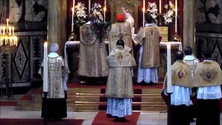 Liturgical comparison Orthodox vs Catholic [upl. by Mastic335]