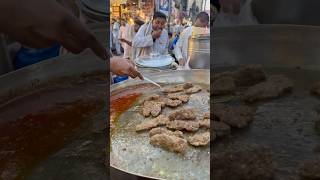 Raja Bazar Famous Tawa Gola Kabab [upl. by Lrigybab827]