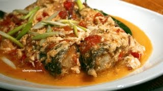 SARCIADONG ISDA How to cook fish sarciado Ulam Pinoy 15 [upl. by Tavi]