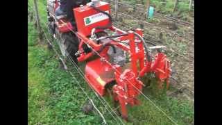 Cutmatic  interceps mécanique monté sur tracteur enjambeur Boisselet SAS [upl. by Nwahsek]