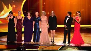 Melissa McCarthy wins an Emmy at the 2011 Primetime Emmy Awards [upl. by Atsirhc514]