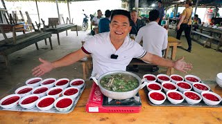 Eat 24 bowls of goat blood pudding and goat hotpot  Explore Coc Ly market  SAPA TV [upl. by Bishop]