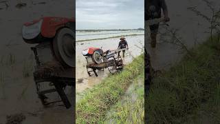 Ez 267 RT 140 Tractor Of Mr Khon Tractor walk plow deep water [upl. by Phyllida]