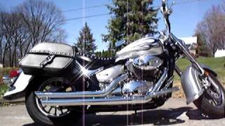 Suzuki Boulevard 2008 C50C with Cobra Streetrod Slashdown Pipes [upl. by Acassej]