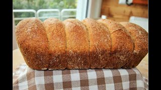 PANE INTEGRALE MORBIDO SENZA IMPASTARE ricetta facile pane integrale [upl. by Aniarrol]