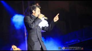 Napoli per il Capodanno concerto di Mengoni al Plebiscito [upl. by Filomena8]