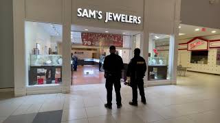 California jewelry store robbed [upl. by Chesnut460]