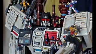 Metroplex and Autobot Team TRANSFORMERS [upl. by Imailiv699]