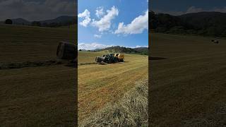 Its silage day auntysfarm aussiefarming farming kidslearning tractor [upl. by Higginson]