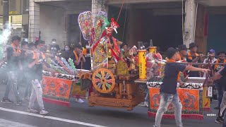 《聖帝帥氣坐龍頭鳳尾轎八太保降乩參拜東隆壇》南龍南聖殿文衡聖帝開光覲朝回駕遶境 [upl. by Charleton]