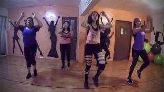 Oye Mujer  Live Healthy Zumba [upl. by Guilbert874]