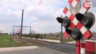 Tunnel en overwegen in Diepenbeek [upl. by Coppock]