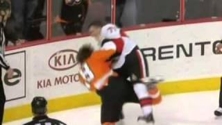 Nick Foligno vs Claude Giroux Jan 20 2011 [upl. by Llerrud]