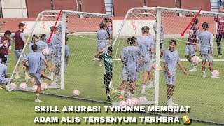 ADAM ALIS SAMPE SENYUM TIDAK MENYANGKA SKILL TENDANGAN TYRONNE DEL PINO DARI BELAKANG GAWANG MASUK [upl. by Ahsinar]